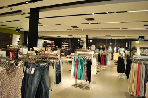 五峰商场里的店面怎么装修？